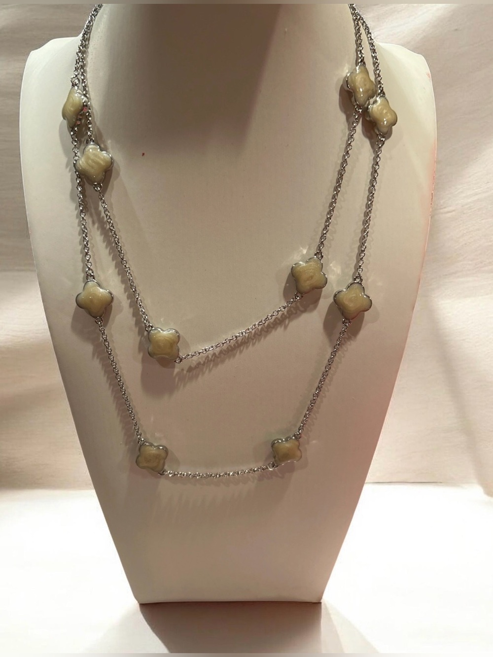 Ivory Floral Clover Long Layered Necklace(TR on the clasp)